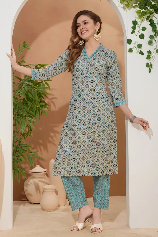 Playful_Gray_V_Neck_Kurti_Pant_Suit_For_Women