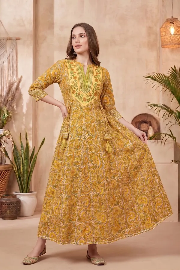 Elegant_Blue_Floral_Print_Anarkali_Kurti_with_Designer_Yoke