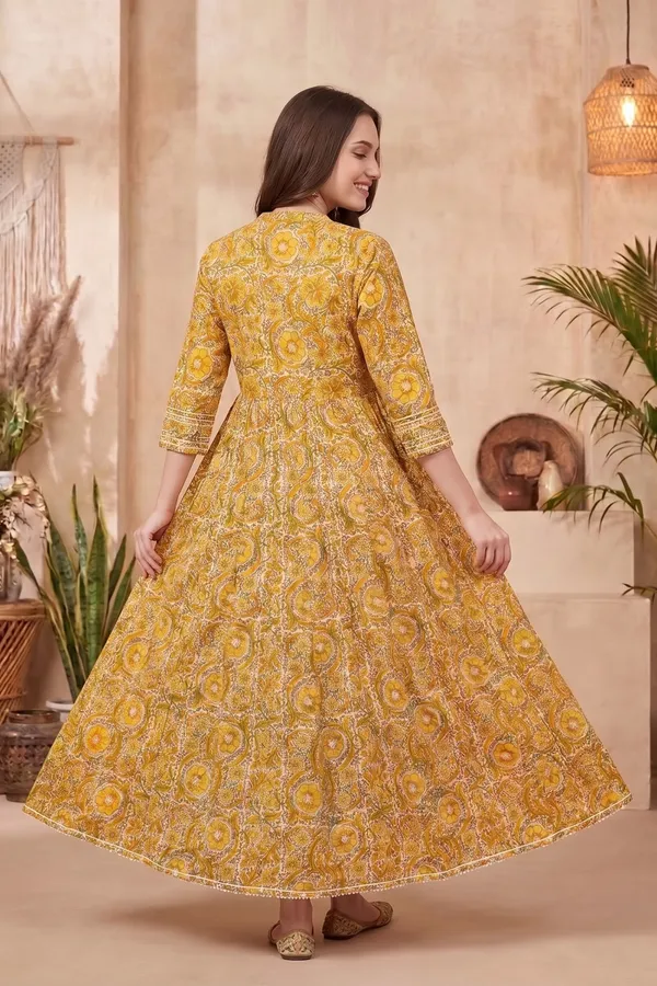 Elegant_Blue_Floral_Print_Anarkali_Kurti_with_Designer_Yoke