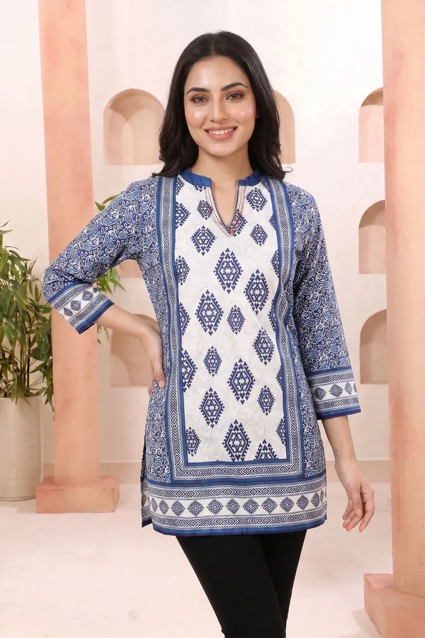 Elegant_Blue_Womens_Tunic_with_Round_Neck_Geometric_Ethnic_Print