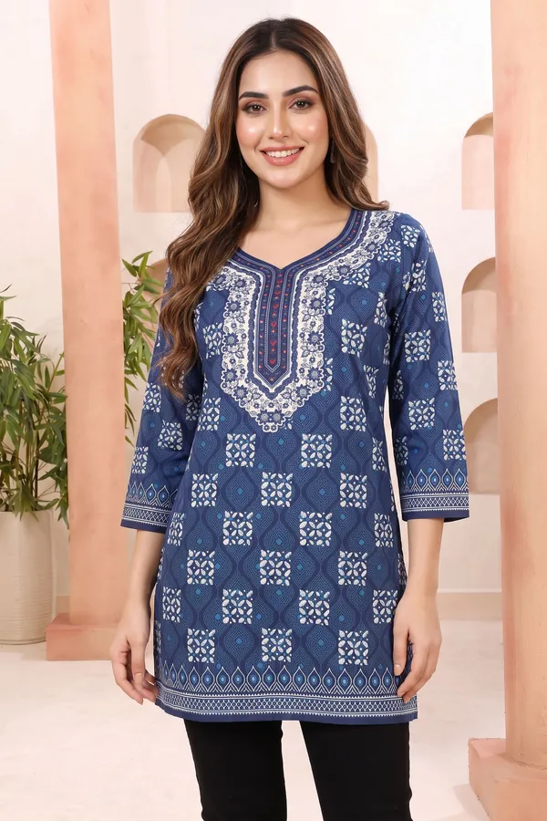 Elegant_Indigo_Cotton_Short_Kurti_with_Round_Neck_Botanical_Block_Print