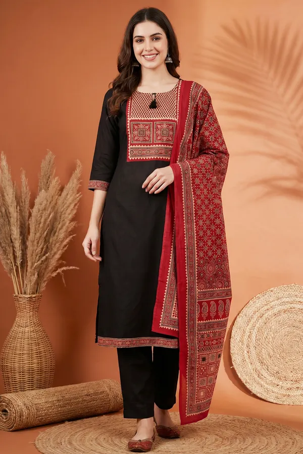 Beauteous_Black_Jaipuri_Cotton_Kurta_Pant_Dupatta_Set_With_Printed_Yoke_And_Dupatta