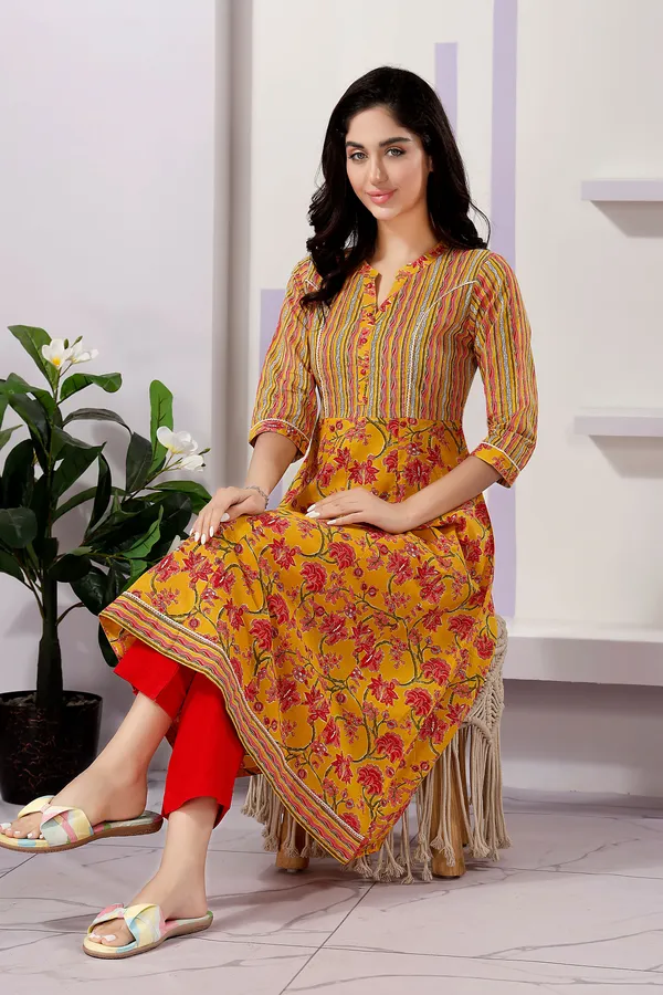 Fashionable_Yellow_Anarkali_Kurti_in_Cotton_with_Mixed_Print_Patterns