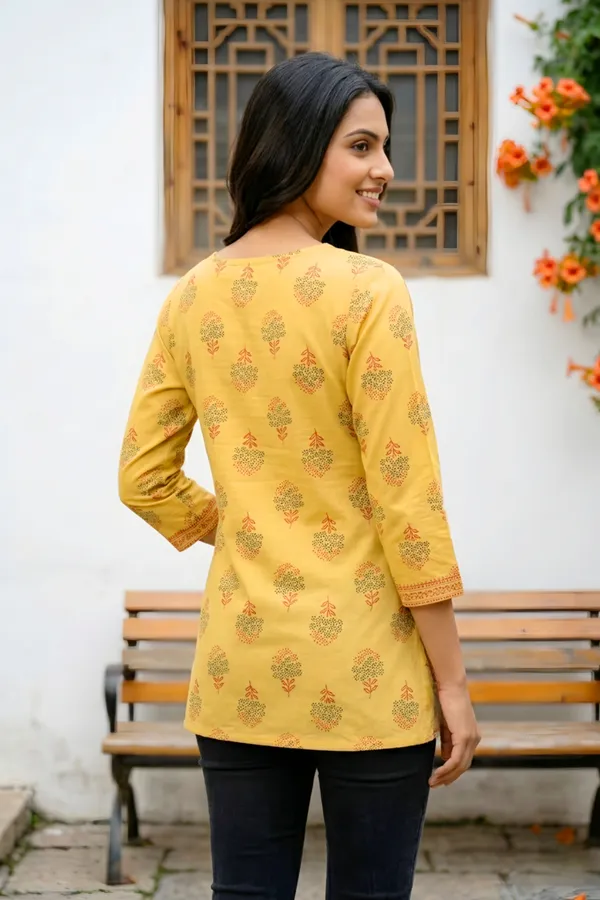 Womens_Beige_Rayon_Short_Kurti_with_Ethnic_Motif_Print_and_Round_Neck