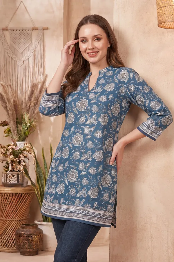 Pretty_Pink_Paisley_Printed_Short_Kurti_with_Red_Floral_Borders