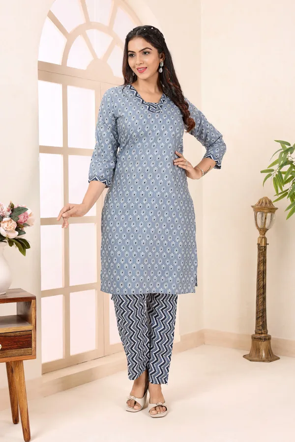 Gorgeous_Grey_V_Neck_Kurti_Pant_Suit_For_Women
