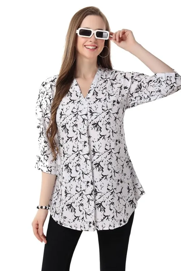Chic_Contrast_Faux_Crepe_Tunic_With_Stylish_Print_For_Women_And_Girls_|_Kurti_Tops_|_Short_Kurti_|_Short_Kurti_For_Women_|_Short_Kurti_For_Girls