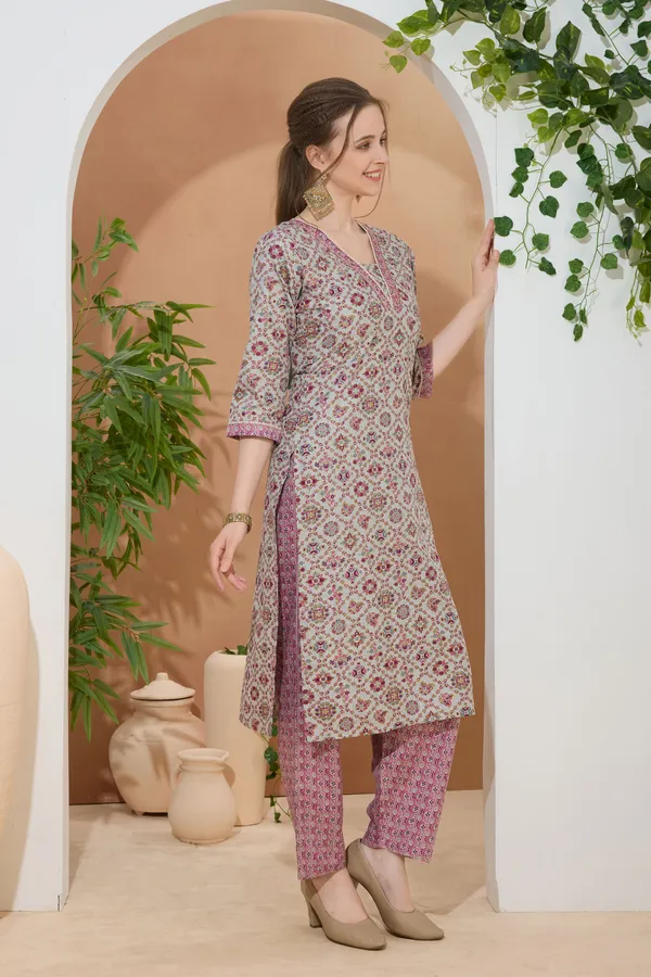 Trendy_Stay_Gray_V_Neck_Kurti_Pant_Suit_For_Women