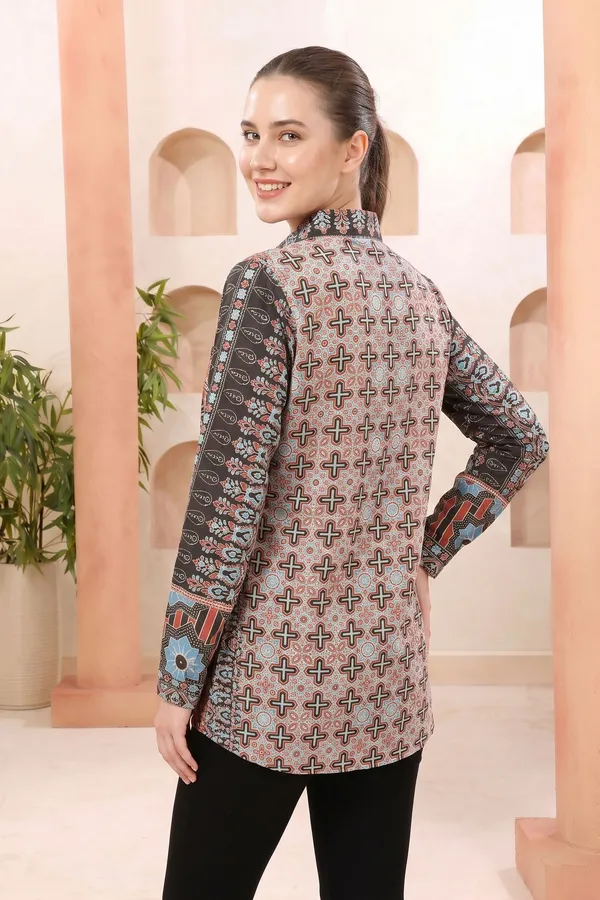 Vibrant_Vintage_Modal_Silk_Shirt_Style_Womens_Tunic_with_Abstract_Print