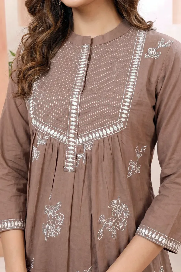 Pure_Cotton_Mocha_Brown_Tunic_with_Delicate_Floral_Embroidery