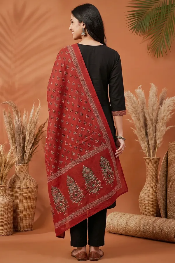 Black_Jaipuri_Cotton_Kurta_Pant_Dupatta_Set_With_Printed_Yoke_And_Dupatta