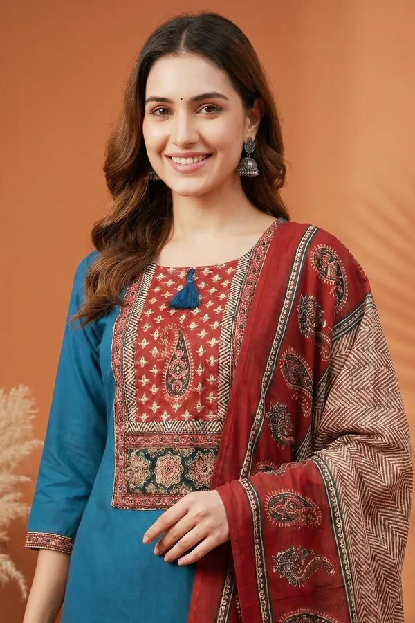 Teal_Jaipuri_Cotton_Kurta_Pant_Dupatta_Set_With_Printed_Yoke_And_Dupatta
