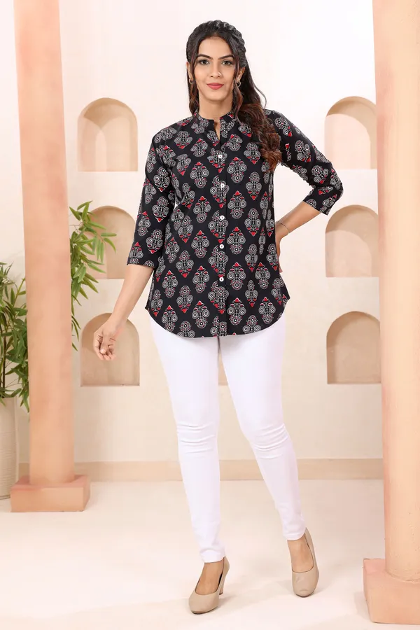 Bold_Black_Ban_Collar_Short_Tunic_Top_for_Women