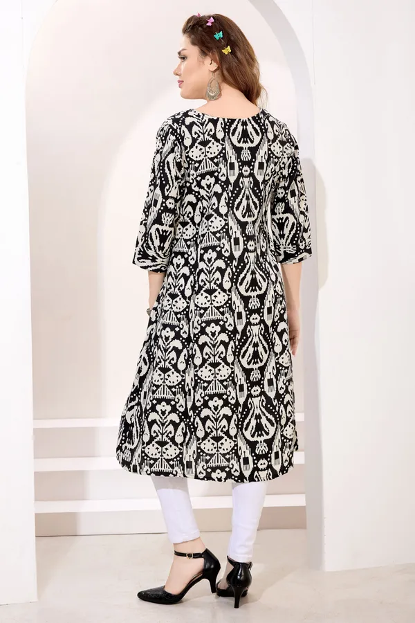 Blooming_Black_Linen_Cotton_Princess_Cut_Long_Kurta_For_Women