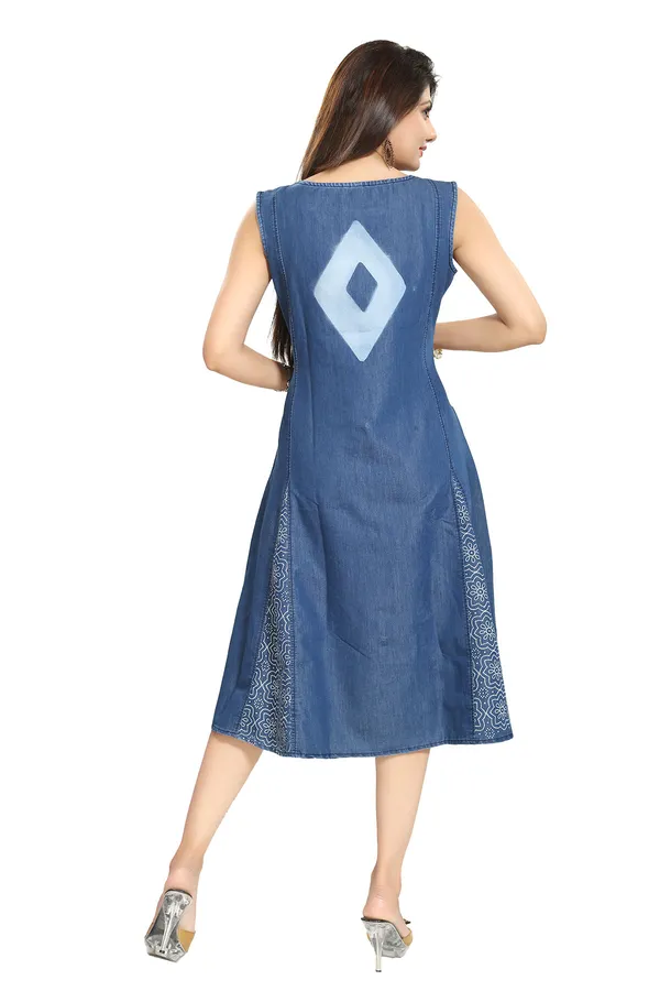 Denim_Fabrics_Sleeveless_Flared_Tunic_with_Embroidery