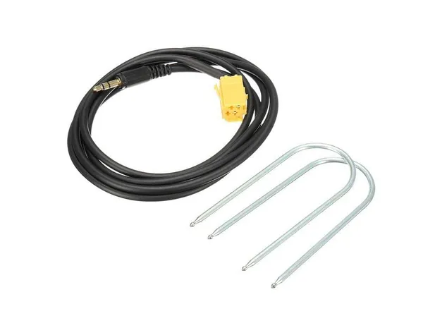 Input_Adapter_Lead_Aux_Cable_Jack_with_Radio_Keys_for_Fi-at_Grande_Punto