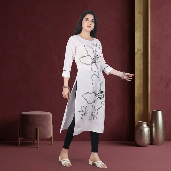 White_Rayon_Embroidered_Regular_Fit_Printed_Jaipuri_Jaipuri_Kurta_For_Women