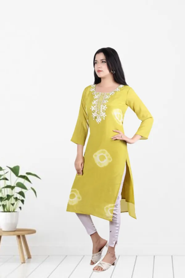 Yellow_Rayon_Embroidered_Regular_Fit_Solid_Jaipuri_Jaipuri_Kurta_For_Women