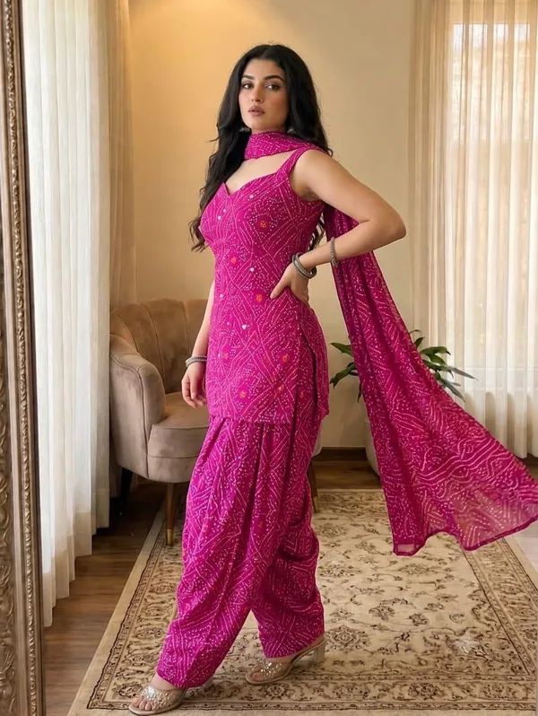 Jaipur_Legacy_Magenta_Pink_Trendy_Bandhani_SLEEVLESS_Suit_Set