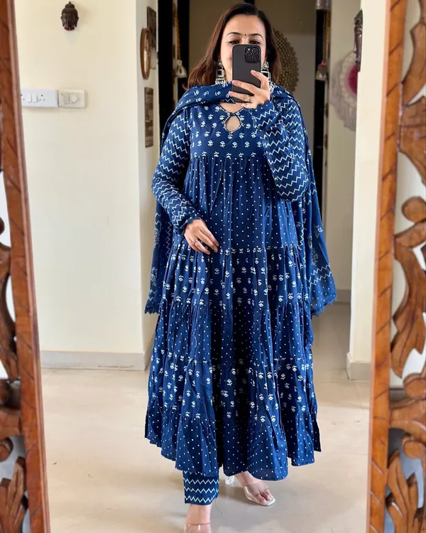 Sky_Blue_Cotton_Jaipuri_Kurta_Pant_With_Dupatta