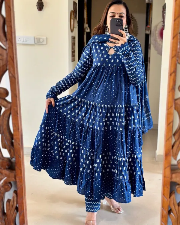Sky_Blue_Cotton_Jaipuri_Kurta_Pant_With_Dupatta