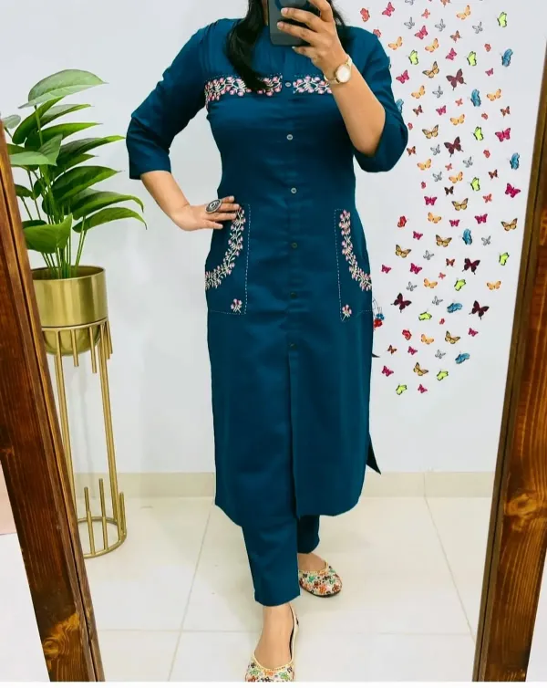 Stylish_embroidered_cotton_Jaipuri_Jaipuri_Kurta_with_pant_set