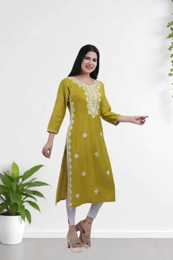 Yellow_Rayon_Embroidered_Regular_Fit_Printed_Jaipuri_Jaipuri_Kurta_For_Women