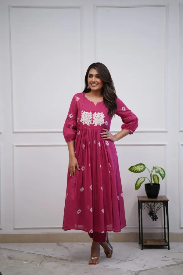Pink_Ethnic_Cotton_Kurti_With_Pant_Set_For_Women