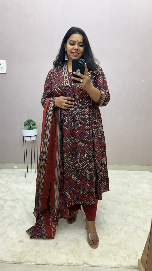Red_Cotton_Ethnic_Kurti_Pant_&_Dupatta_Set_for_Women_–_Bold_&_Elegant