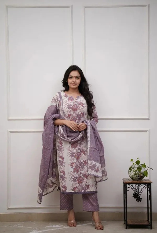 Grey_Ethnic_Cotton_Kurti_Pant_With_Dupatta_Set_For_Women