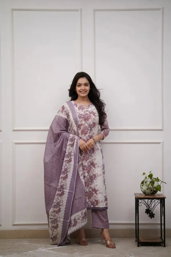 Grey_Ethnic_Cotton_Kurti_Pant_With_Dupatta_Set_For_Women