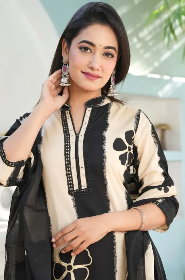 Black_Cotton_Ethnic_Kurti_Pant_&_Dupatta_Set_for_Women_–_Classic_&_Elegant