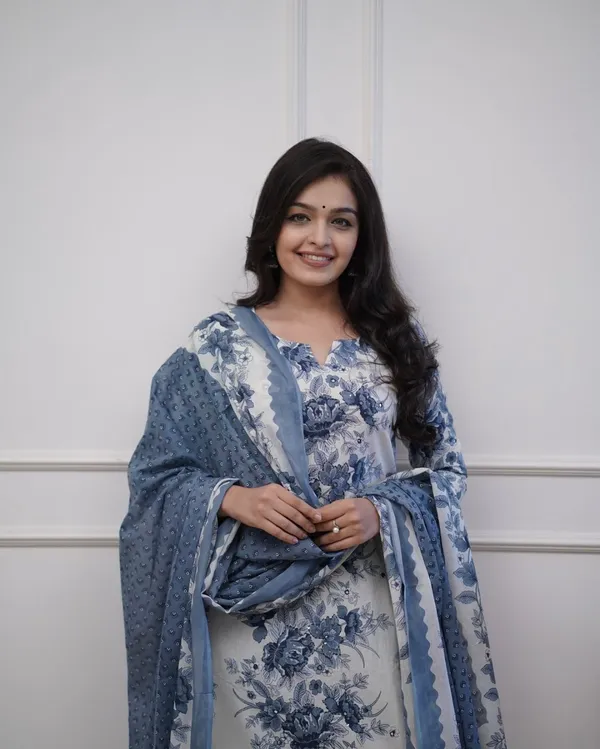 Blue_Ethnic_Cotton_Kurti_Pant_With_Dupatta_Set_For_Women
