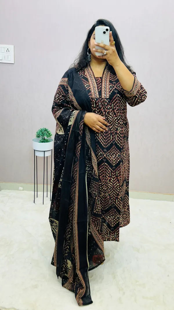 Black_Cotton_Ethnic_Kurti_Pant_&_Dupatta_Set_for_Women_–_Sleek_&_Comfortable