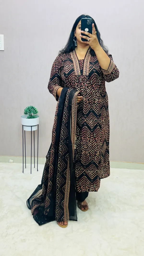Black_Cotton_Ethnic_Kurti_Pant_&_Dupatta_Set_for_Women_–_Sleek_&_Comfortable