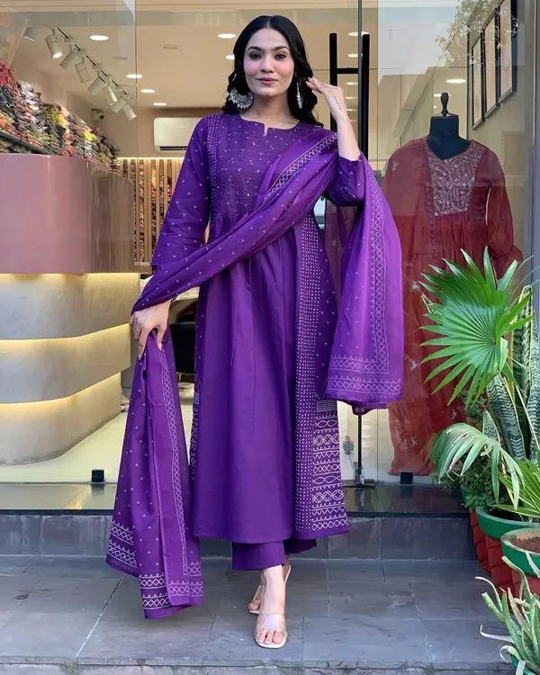 Purple_Ethnic_Cotton_Kurti_Pant_With_Dupatta_Set_For_Women