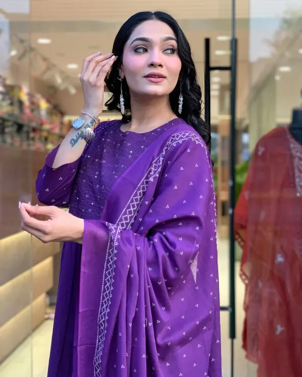Purple_Ethnic_Cotton_Kurti_Pant_With_Dupatta_Set_For_Women