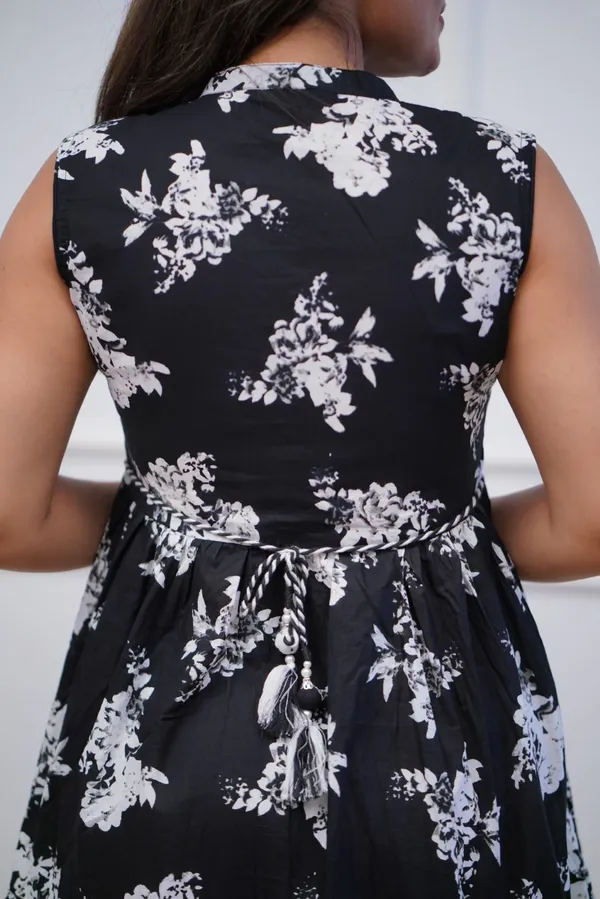 Black_Ethnic_Cotton_Kurti_For_Women