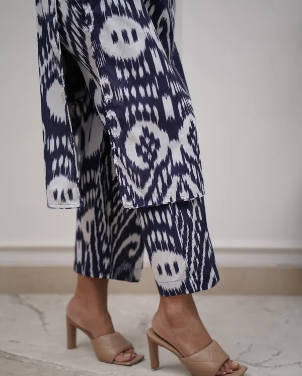 Blue_Cotton_Blend_Kurti_&_Pant_Set_–_Elegant_Ethnic_Wear_for_Women