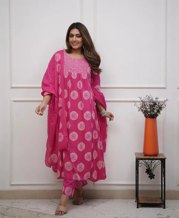 Pink_Ethnic_Cotton_Kurti_Pant_With_Dupatta_Set_For_Women