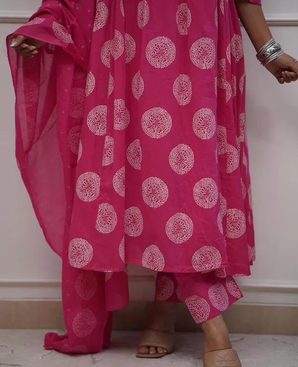 Pink_Ethnic_Cotton_Kurti_Pant_With_Dupatta_Set_For_Women