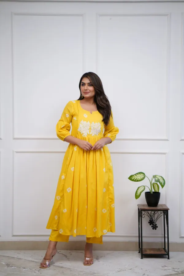 Yellow_Ethnic_Cotton_Kurti_With_Pant_Set_For_Women
