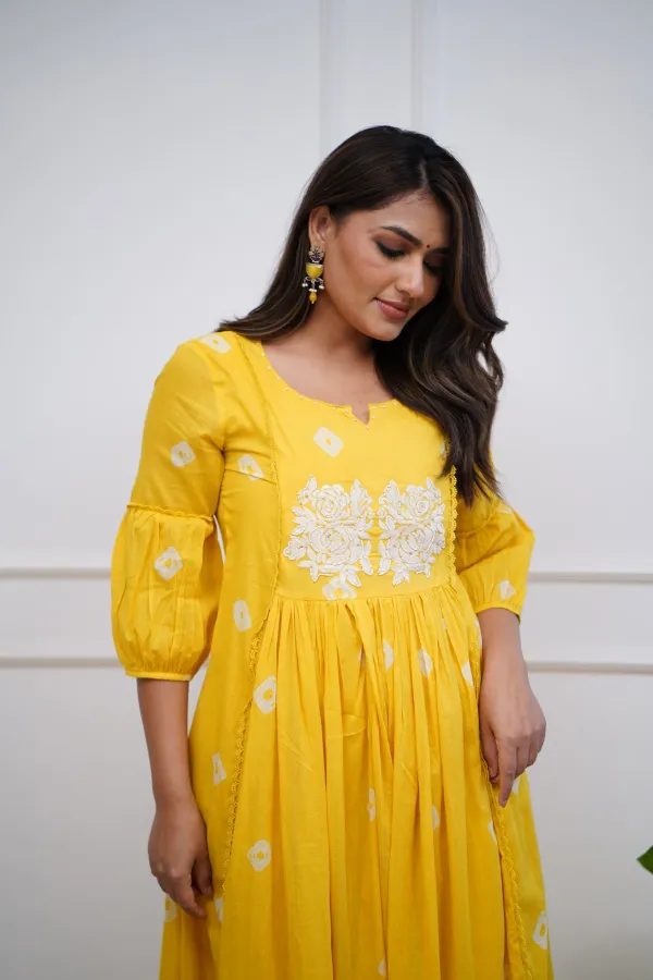 Yellow_Ethnic_Cotton_Kurti_With_Pant_Set_For_Women