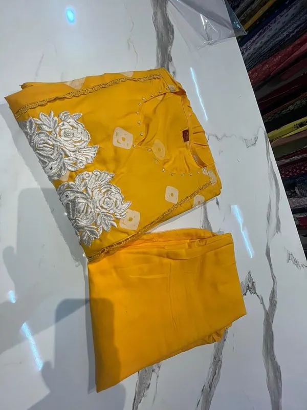 Yellow_Ethnic_Cotton_Kurti_With_Pant_Set_For_Women