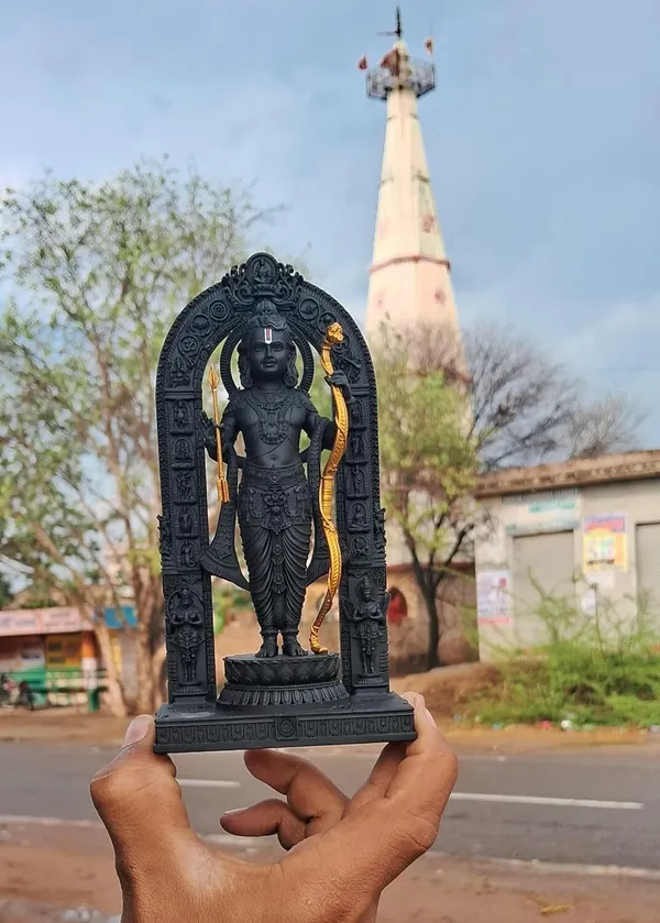 Black_Resin_Ram_Religious_Idol_And_Figurine_For_Home_Decor