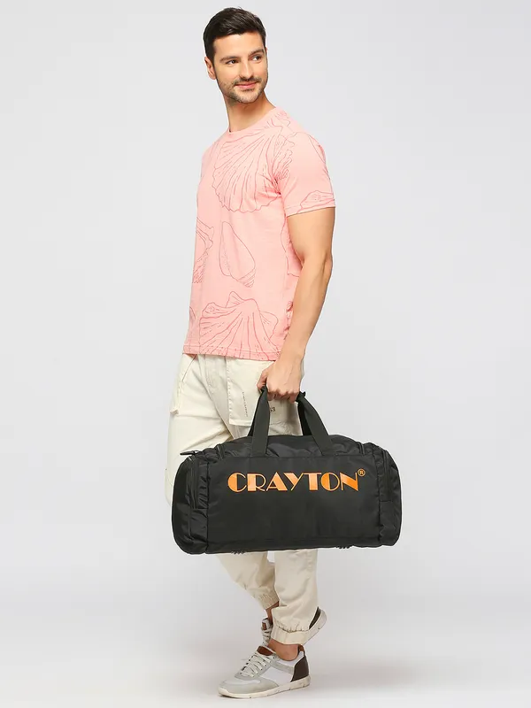 Black_Polyester_Travel_Duffle_Bag_For_Unisex