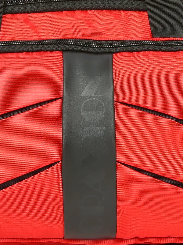 Red_Polyester_Travel_Duffle_Bag_For_Unisex