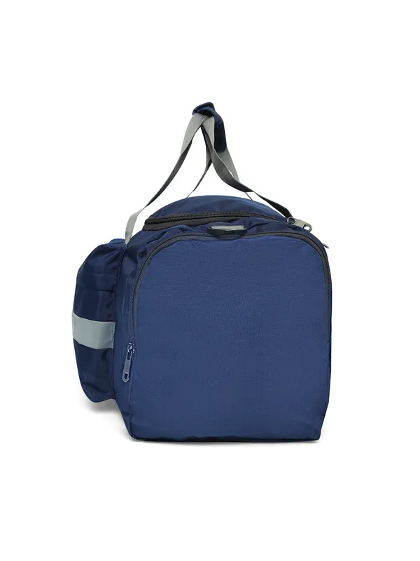 Blue_Polyester_Travel_Duffle_Bag_For_Unisex