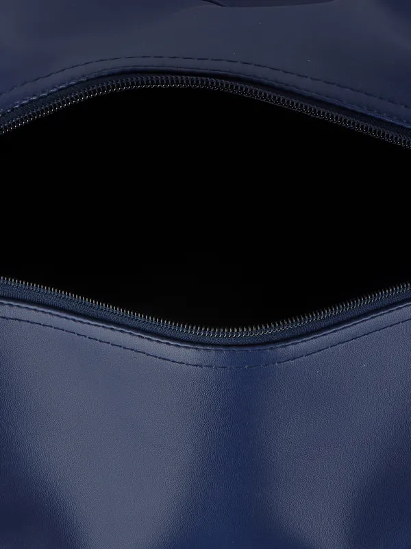 Blue_Vegan_Leather_Duffel_Gym_And_Travel_Bag_With_Multiple_Pockets_For_Unisex
