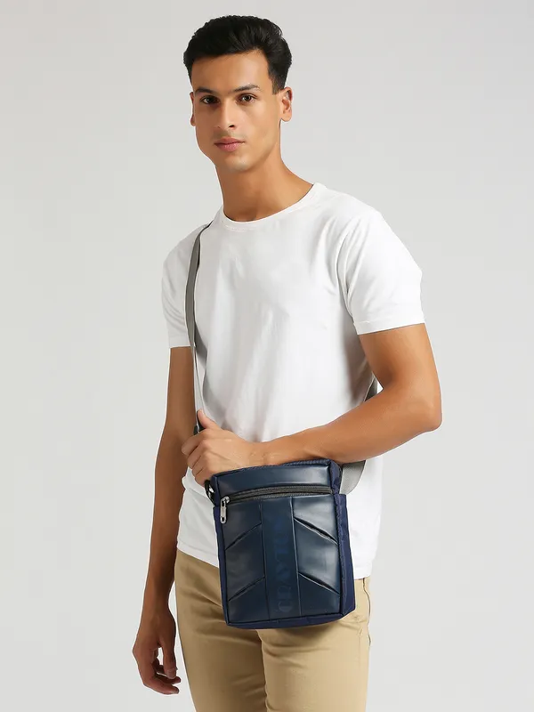 Blue_Polyester_Sling_Or_Side_Bag_For_Unisex